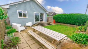 Swallows Croyde - Open plan beach chalet & close proximity to the beach - Sleeps 6